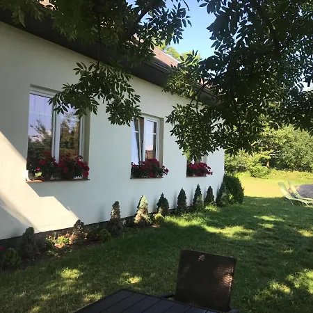 Dworek Debina - Idealny Dla Rodzin I Przyjaciol - Wspolna Sala Do Biesiadowania , Plaza Przyjazna Psom * Debina (Ustka)