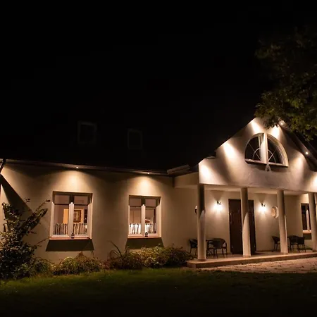 Dworek Debina - Idealny Dla Rodzin I Przyjaciol - Wspolna Sala Do Biesiadowania , Plaza Przyjazna Psom Debina (Ustka)