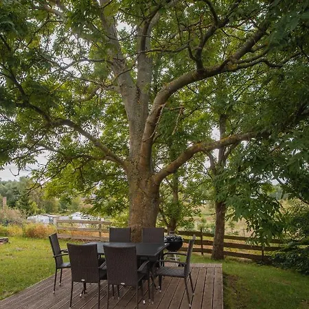 Dworek Debina - Idealny Dla Rodzin I Przyjaciol - Wspolna Sala Do Biesiadowania , Plaza Przyjazna Psom * Debina (Ustka)