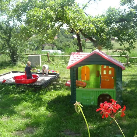Dworek Debina - Idealny Dla Rodzin I Przyjaciol - Wspolna Sala Do Biesiadowania , Plaza Przyjazna Psom
