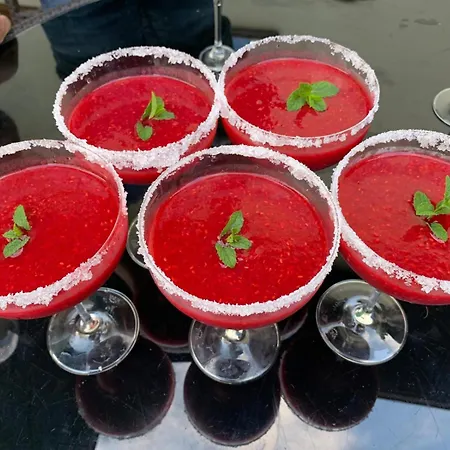 Dworek Debina - Idealny Dla Rodzin I Przyjaciol - Wspolna Sala Do Biesiadowania , Plaza Przyjazna Psom