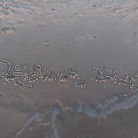 Dworek Debina - Idealny Dla Rodzin I Przyjaciol - Wspolna Sala Do Biesiadowania , Plaza Przyjazna Psom