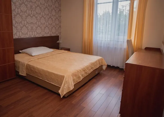 Dworek Debina - Idealny Dla Rodzin I Przyjaciol - Wspolna Sala Do Biesiadowania , Plaza Przyjazna Psom 度假居