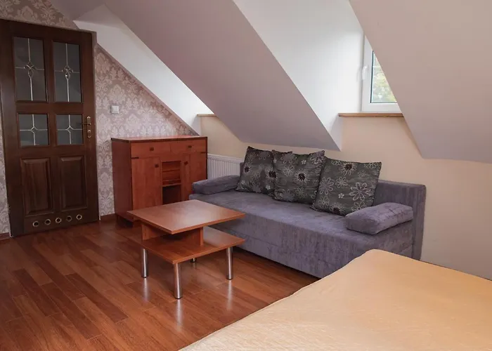 Dworek Debina - Idealny Dla Rodzin I Przyjaciol - Wspolna Sala Do Biesiadowania , Plaza Przyjazna Psom