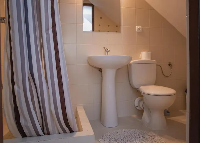 Dworek Debina - Idealny Dla Rodzin I Przyjaciol - Wspolna Sala Do Biesiadowania , Plaza Przyjazna Psom 度假居 Debina (Ustka)