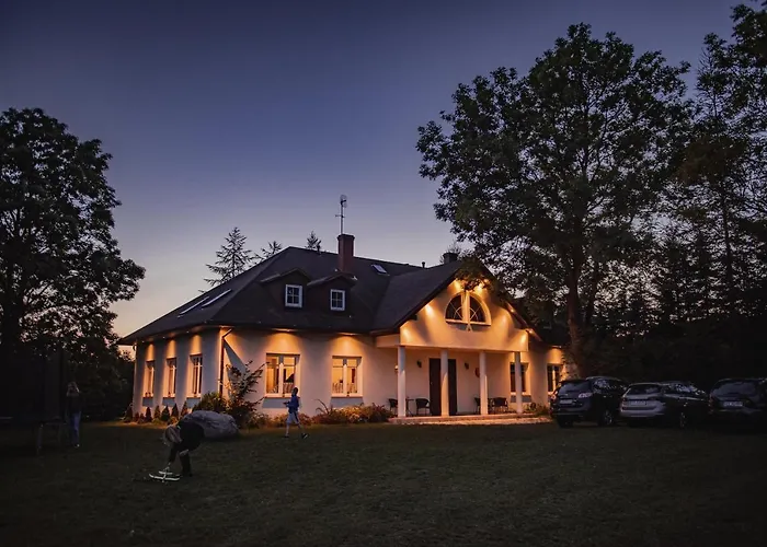 Dworek Debina - Idealny Dla Rodzin I Przyjaciol - Wspolna Sala Do Biesiadowania , Plaza Przyjazna Psom 度假居 *