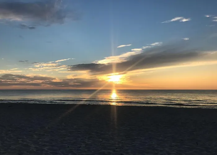 Dworek Debina - Idealny Dla Rodzin I Przyjaciol - Wspolna Sala Do Biesiadowania , Plaza Przyjazna Psom 度假居 *