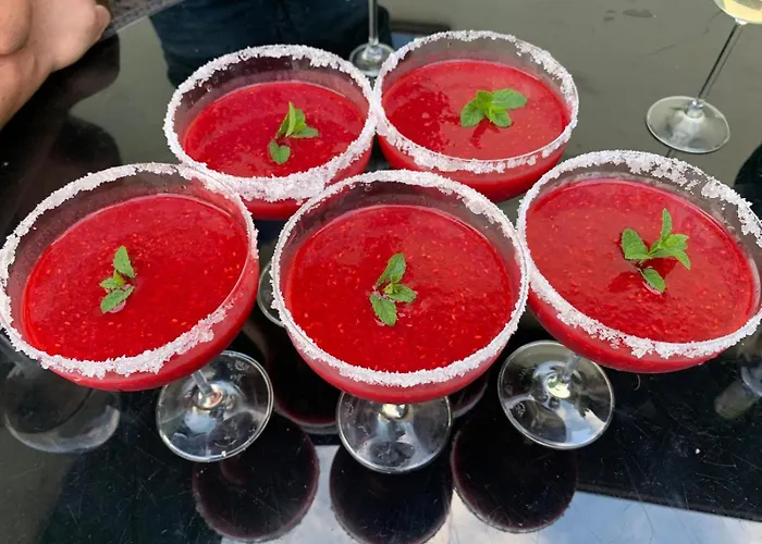 Dworek Debina - Idealny Dla Rodzin I Przyjaciol - Wspolna Sala Do Biesiadowania , Plaza Przyjazna Psom