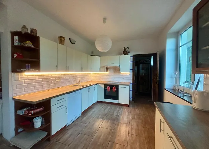 Dworek Debina - Idealny Dla Rodzin I Przyjaciol - Wspolna Sala Do Biesiadowania , Plaza Przyjazna Psom Debina (Ustka)